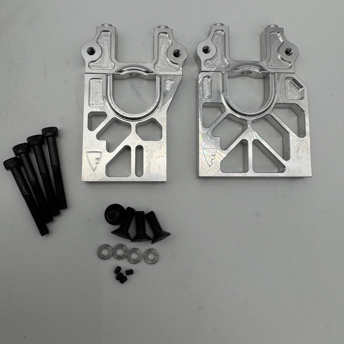 FLM Losi 5T Center Differential Carrier (front and rear halves only)