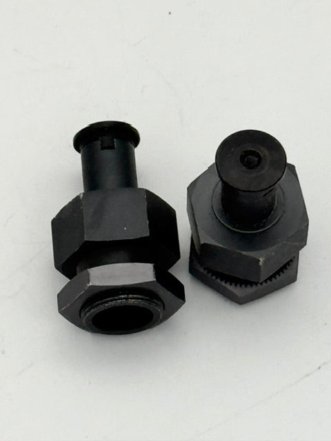 HPI stock front Wheel hubs (used)
