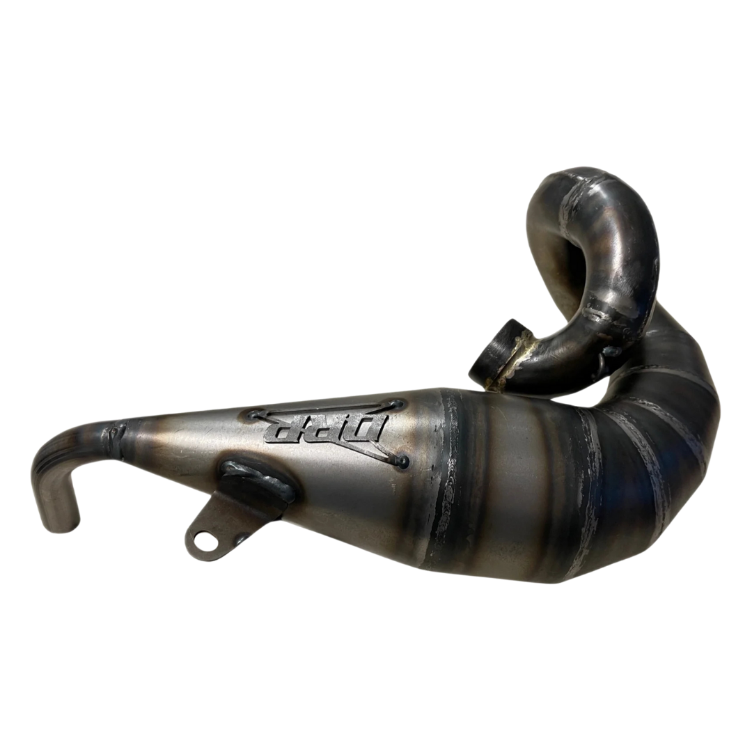 Metallic exhaust pipe with &